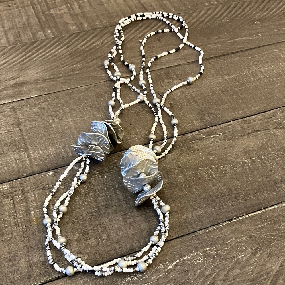Elegant Silver Beaded Necklace